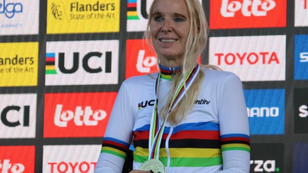 Manuela Vos revalida el título mundial y Sergio Garrote logra la plata