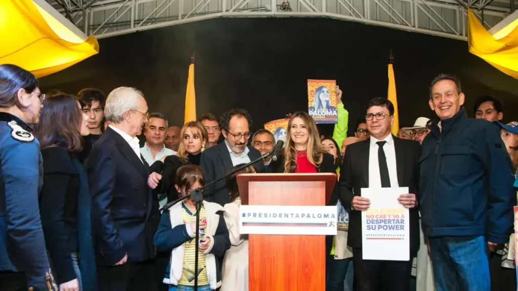 ‘Mi decisión es ser la primera mujer presidenta de Colombia’: Paloma Valencia
