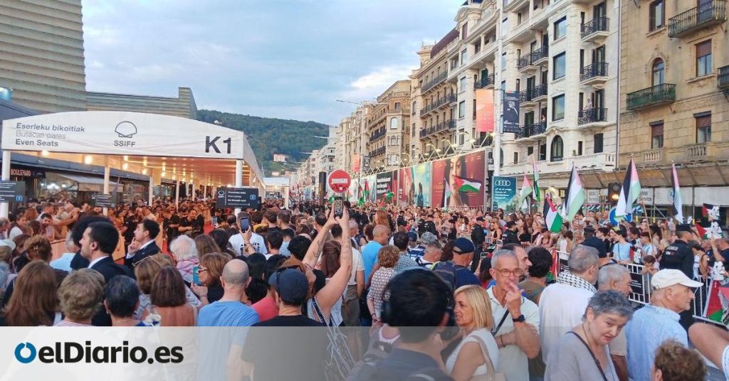 Cientos de manifestantes denuncian el genocidio en Gaza en la alfombra roja del Festival de San Sebastián