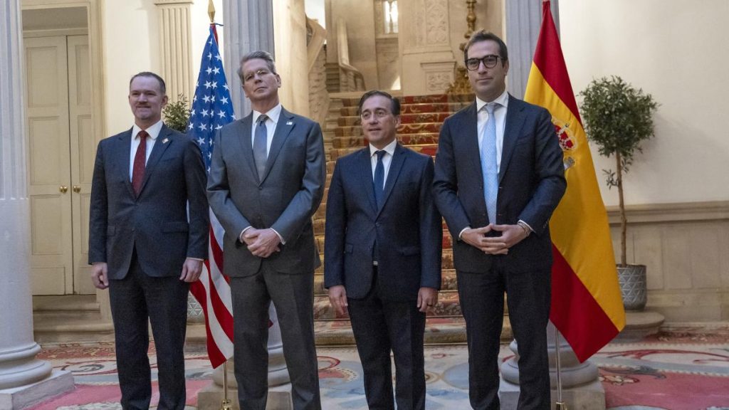 Cuerpo y Albares se reúne con el secretario del Tesoro de EE.UU. aprovechando las negociaciones con China