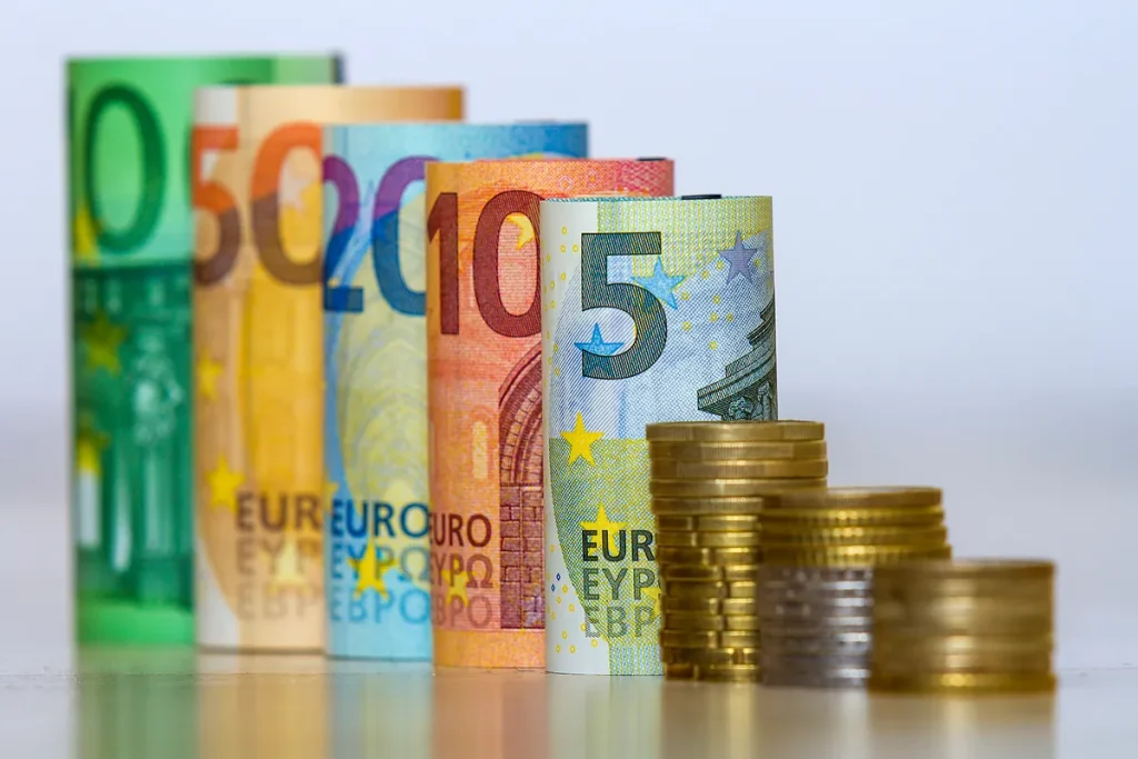 El PIB de la eurozona frena su avance en el segundo trimestre al 0,1% coincidiendo con la guerra arancelaria