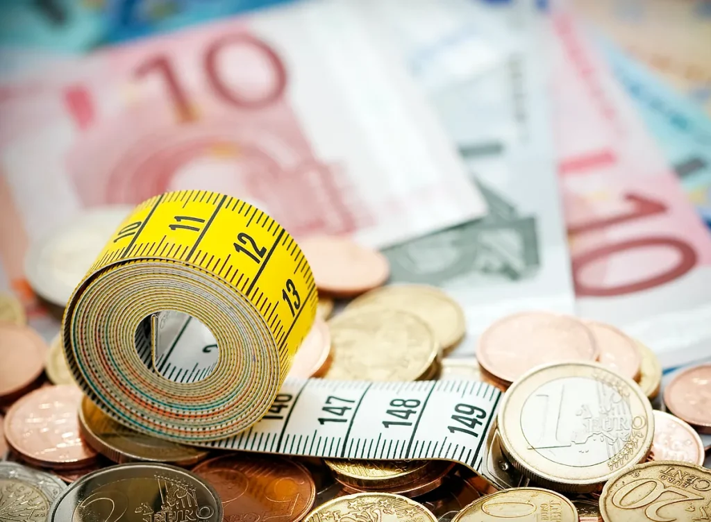 El coste laboral sube un 3% entre abril y junio y encadena 18 trimestres al alza