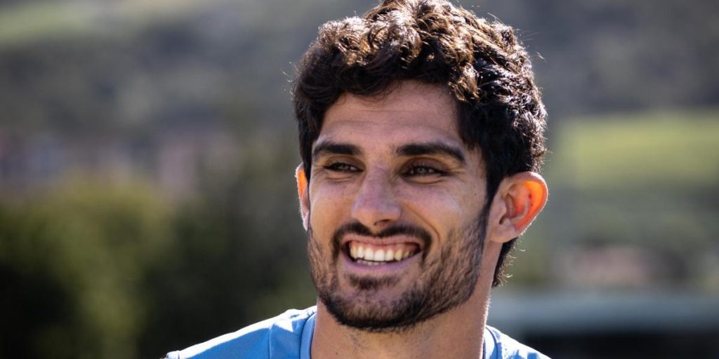 Guedes, Brais y Aritz, posibles beneficiados de la situación de la Real para entrar en el 'once'