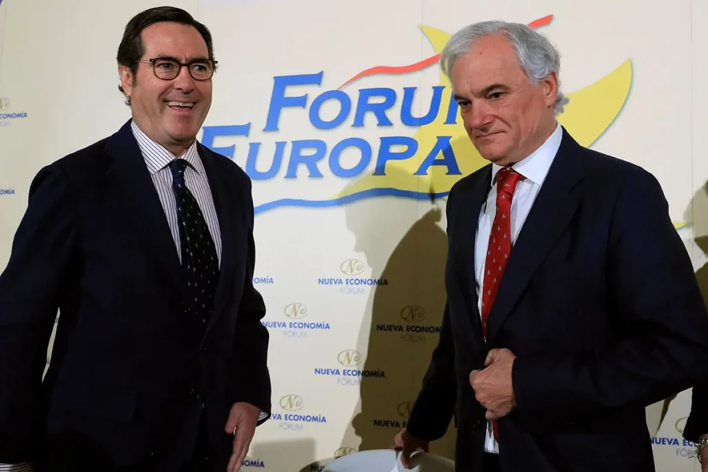 Antonio Garamendi, presidente de CEOE y Miguel Garrido, presidente de CEIM.