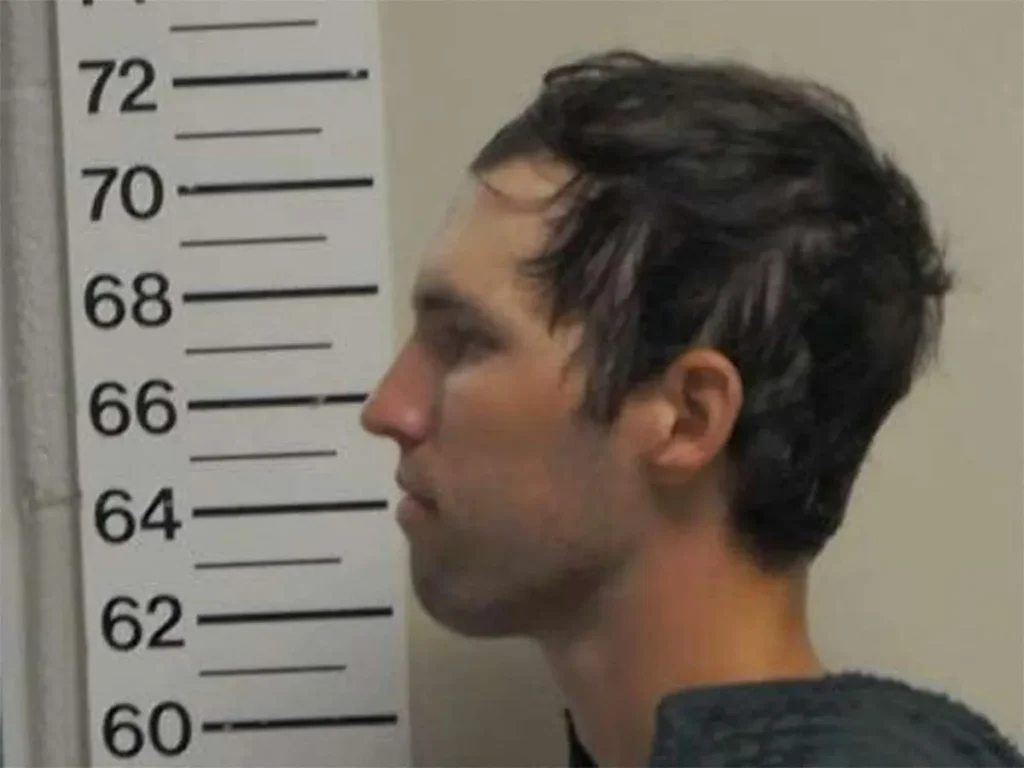 Las autoridades de Estados Unidos dicen que el asesino de Kirk "era una persona adoctrinada con ideología izquierdista"