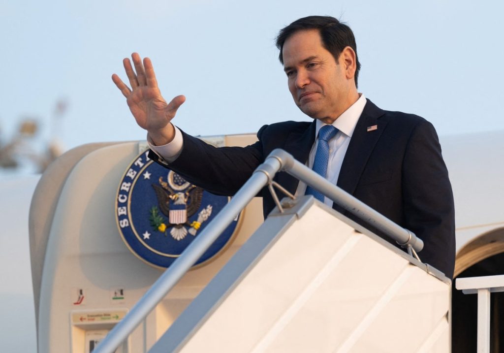 Marco Rubio visita México y busca estrechar la cooperación en seguridad, la lucha contra el narco y la inmigración