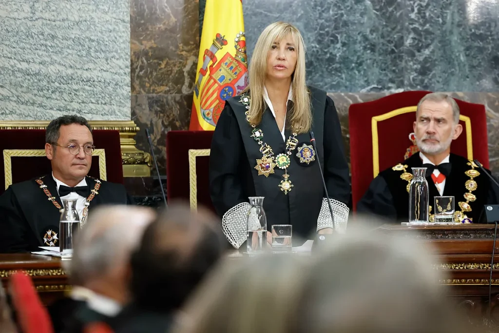 Perelló tacha de "inoportunas y rechazables" las "insistentes descalificaciones a la Justicia" por parte del Gobierno