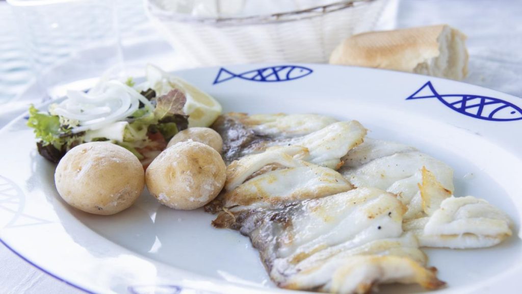 Remarcan hasta en alemán por qué en Canarias han dejado de comer su propio pescado