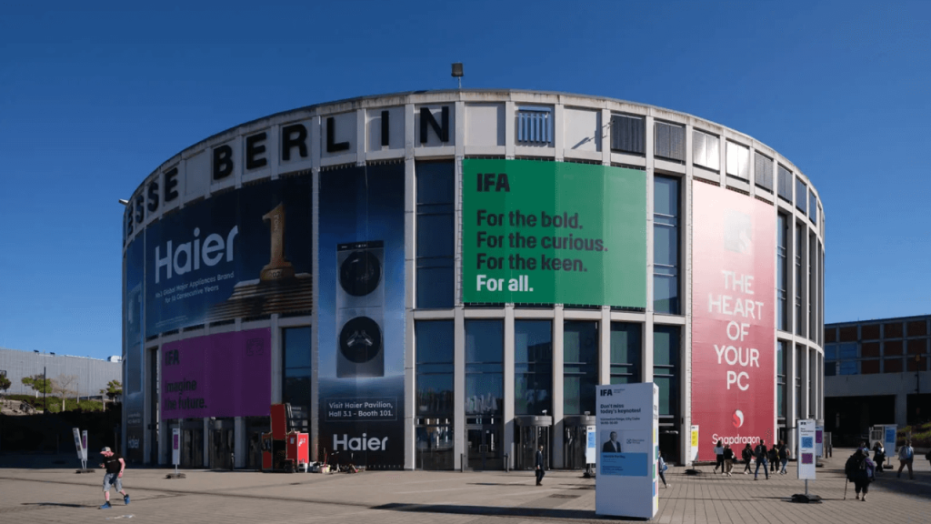 Robots, un teléfono gigante y wereables con IA: Todo lo que vimos en la IFA Berlin 2025