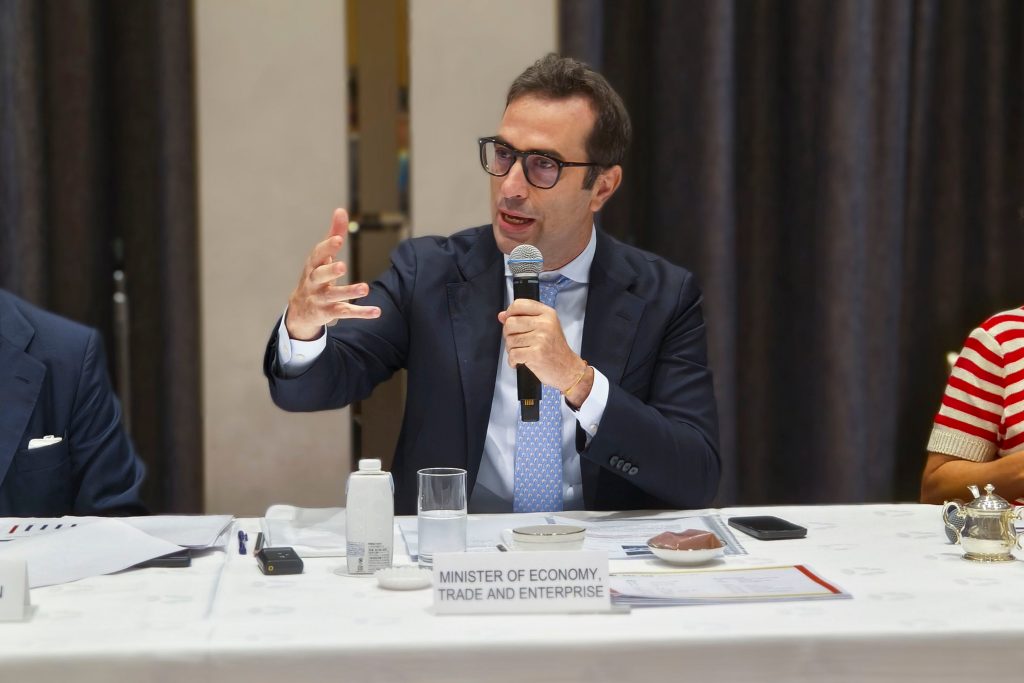S&P eleva el rating de España a 'A+' por su fuerte crecimiento económico