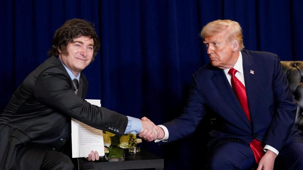 Trump reaviva la motosierra de Milei