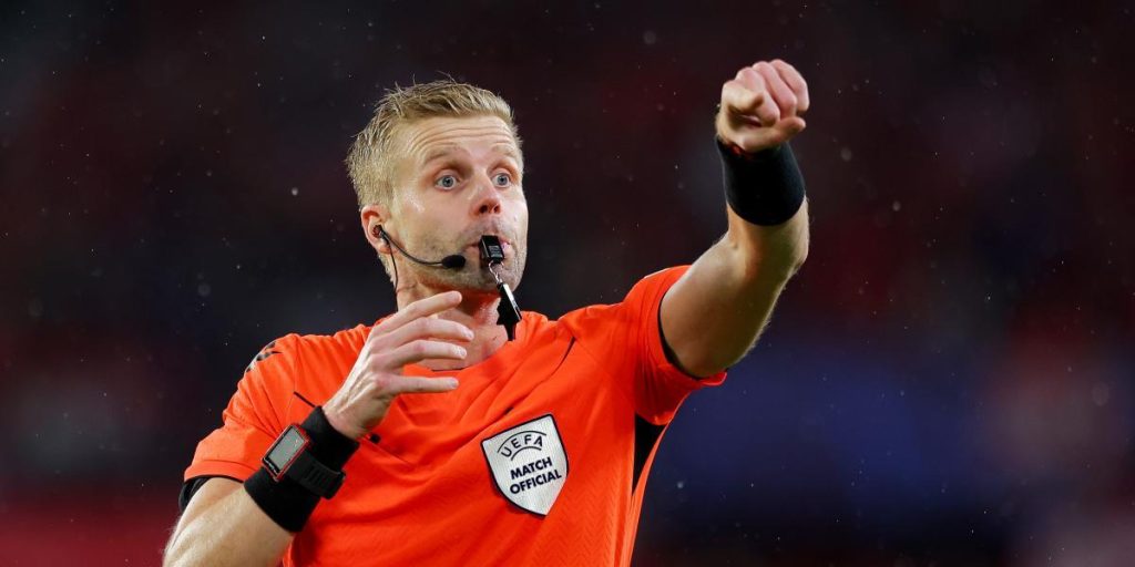 Un sueco arbitrará por primera vez al Barça en Newcastle