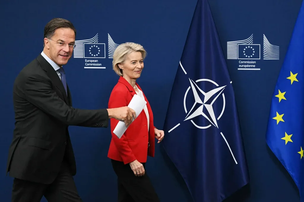Von der Leyen acelera el muro antidrones rusos con "acciones inmediatas" y Rutte lo bendice: "No podemos gastar millones de euros en misiles para  derribarlos"