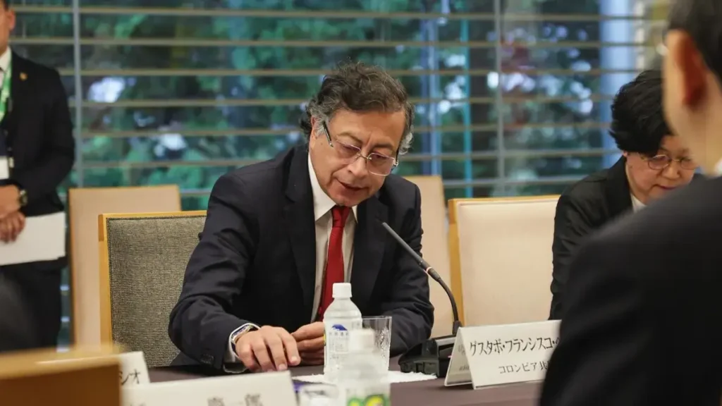 nuevo ataque del presidente Gustavo Petro contra el magistrado de la Corte