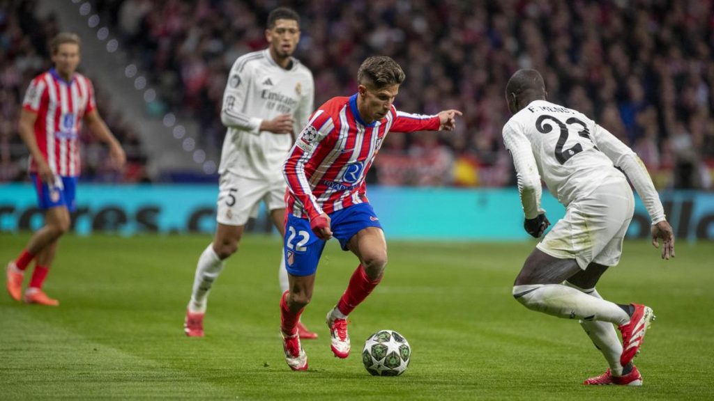 ¿Cuál es el balance histórico de derbis entre el Atlético y el Real Madrid?